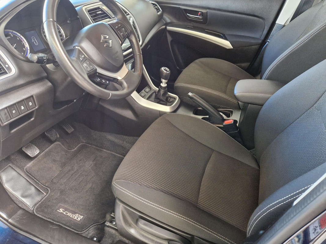 Suzuki S-Cross
