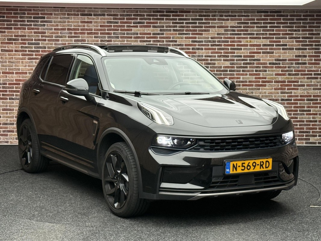 Lynk & Co 01