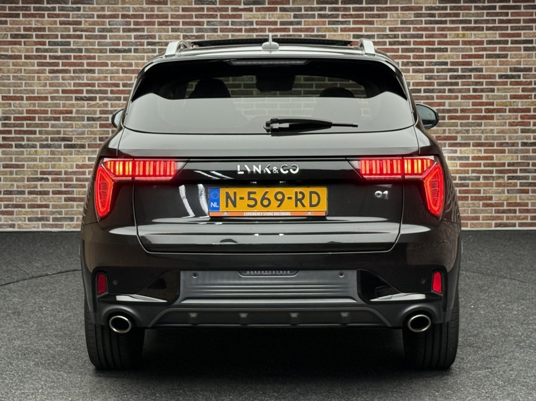Lynk & Co 01
