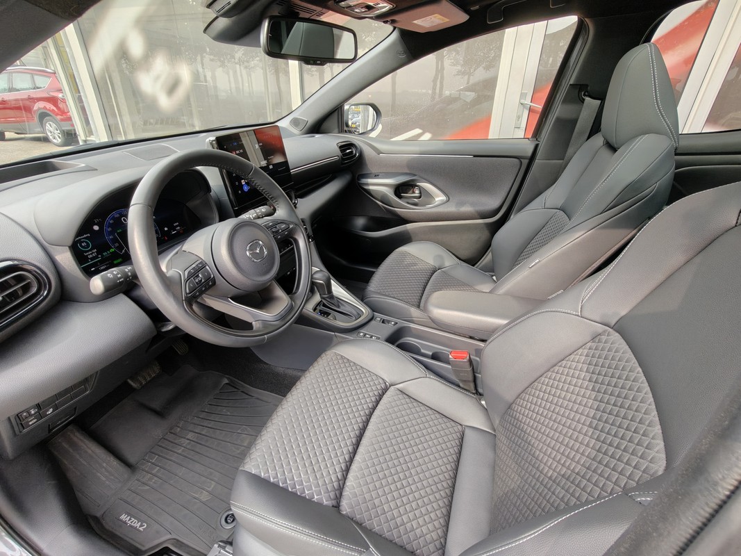 Mazda 2 Hybrid