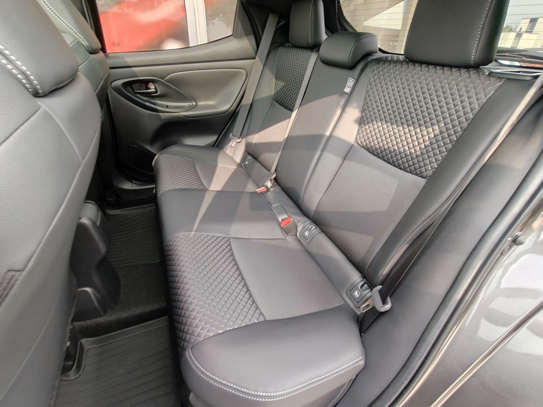 Mazda 2 Hybrid