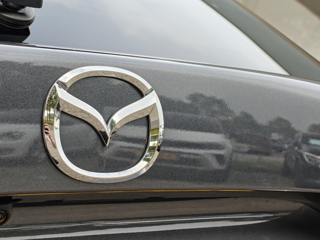 Mazda 2 Hybrid
