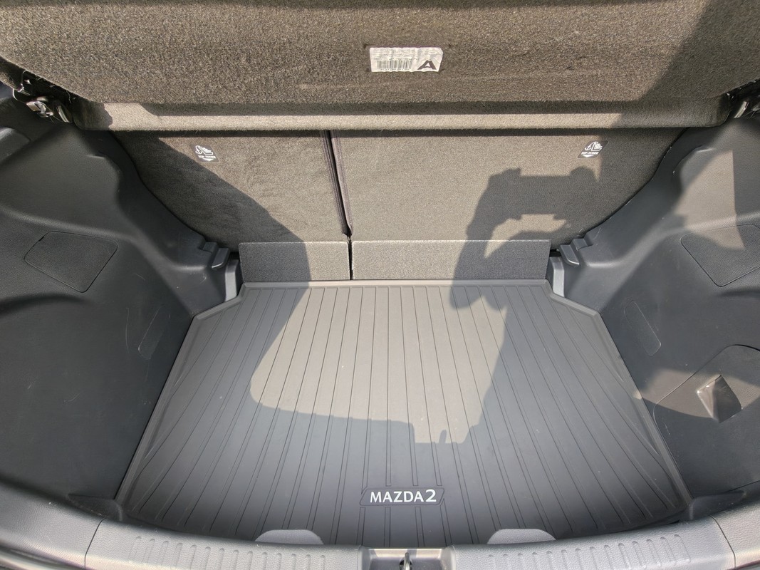 Mazda 2 Hybrid