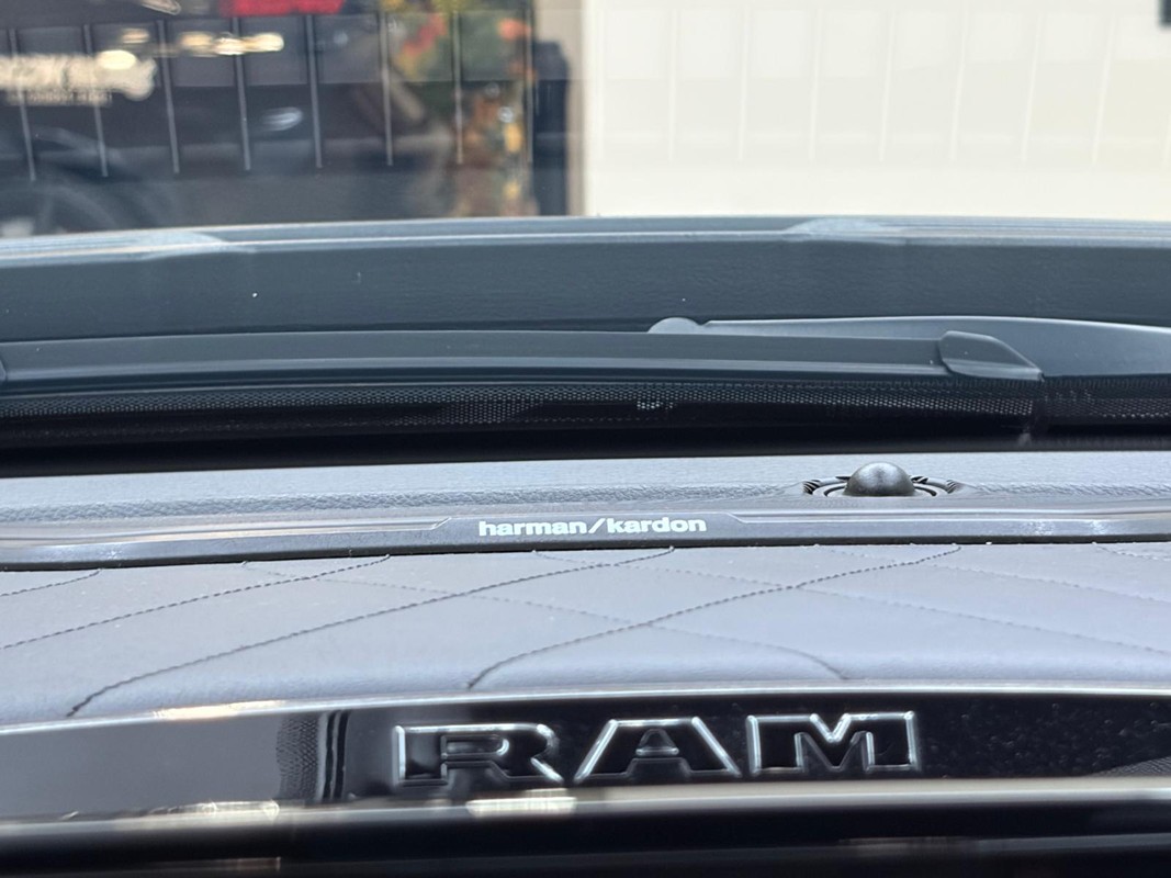 Dodge Ram Pick-Up