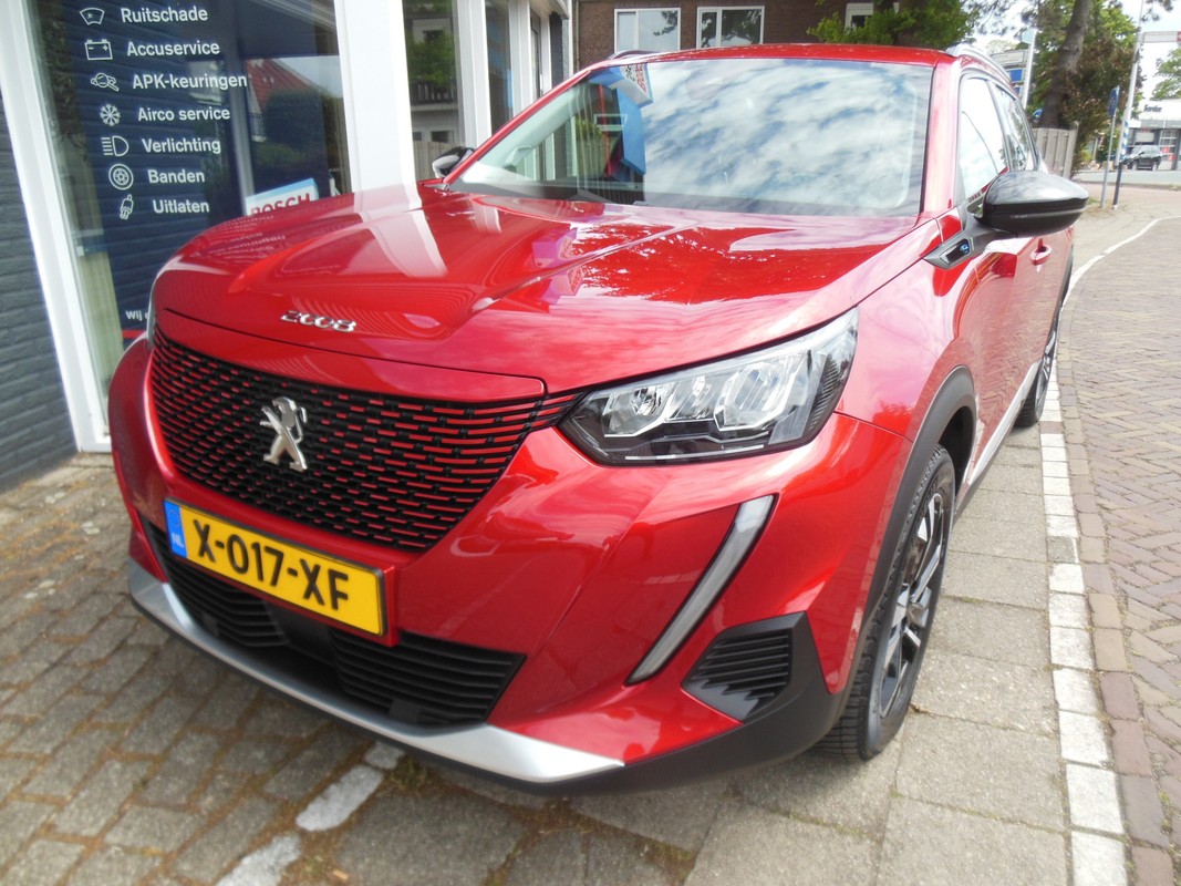 Peugeot e-2008