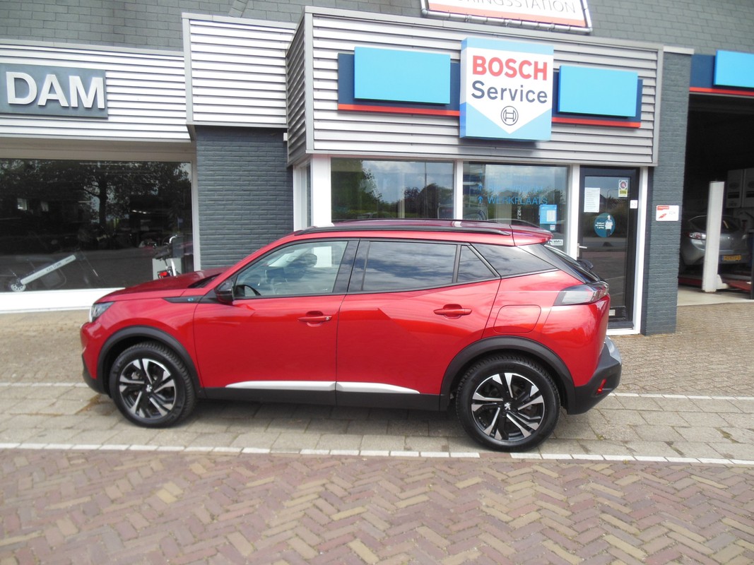 Peugeot e-2008