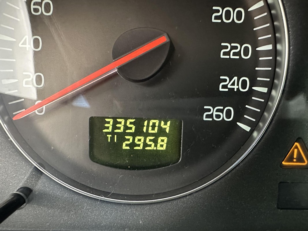 Volvo XC70