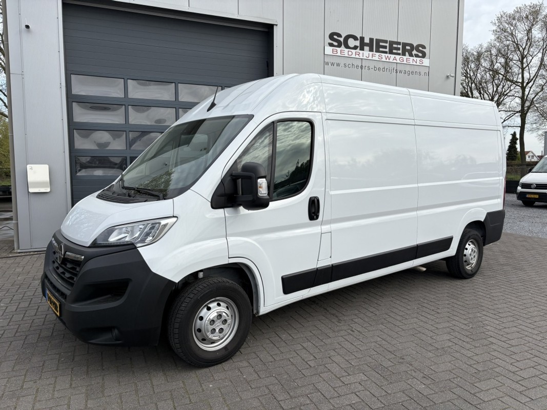 Opel Movano
