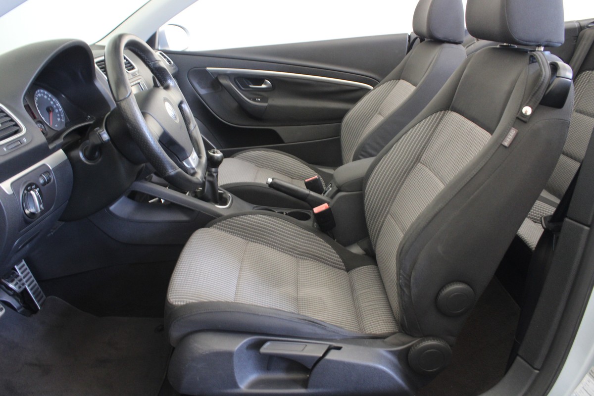 Volkswagen Eos