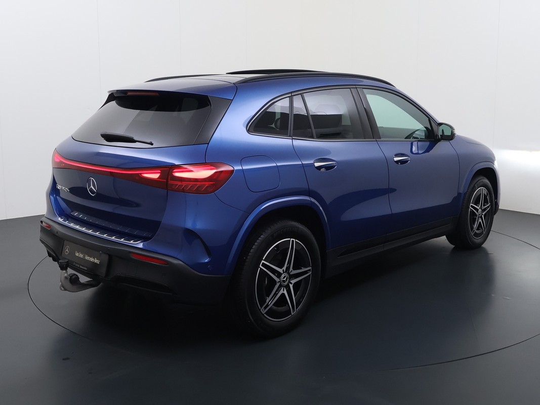 Mercedes-Benz EQA