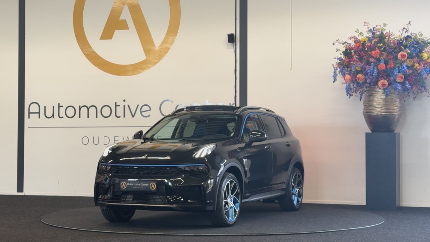 Lynk & Co 01