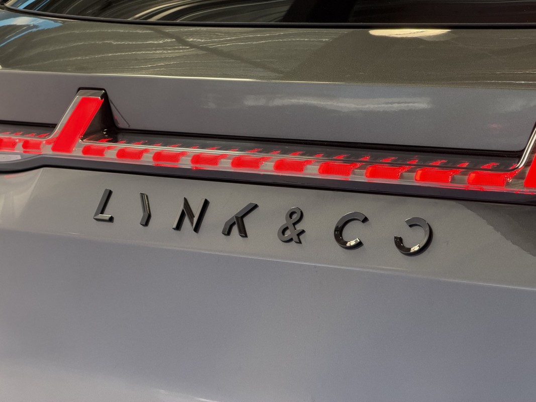 Lynk & Co 08