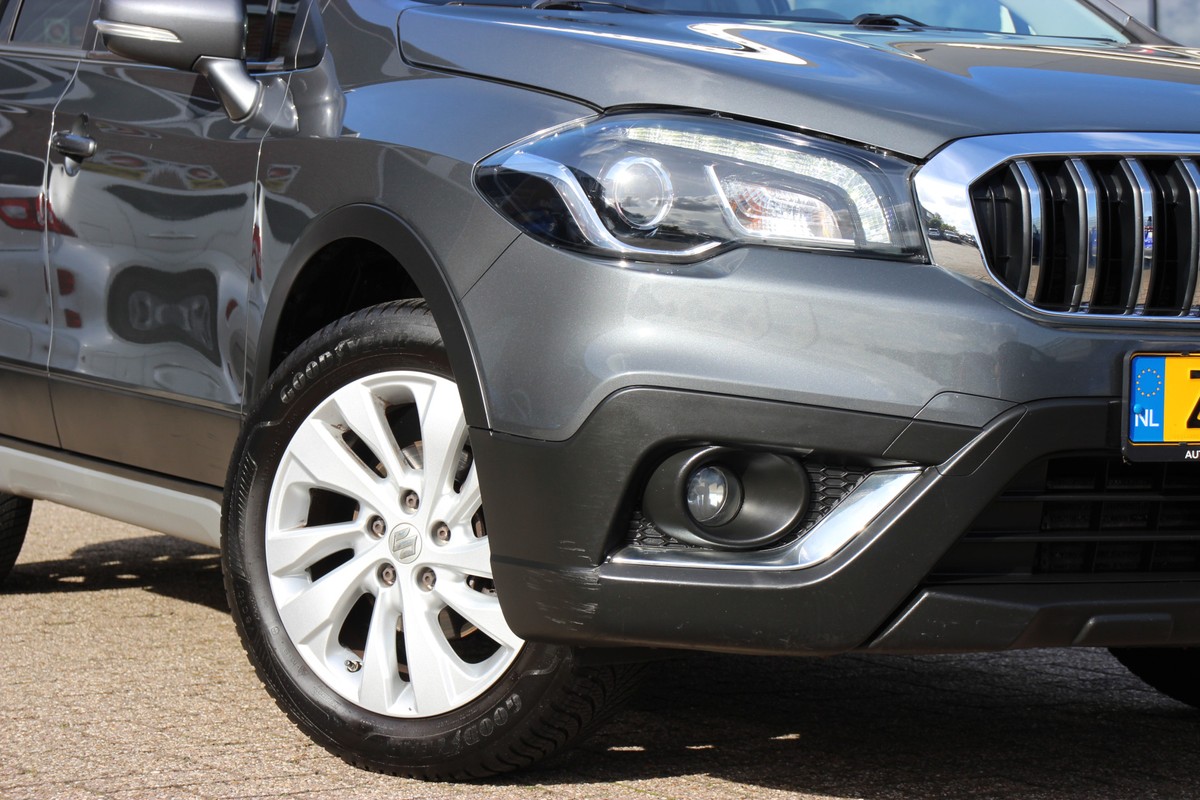 Suzuki S-Cross