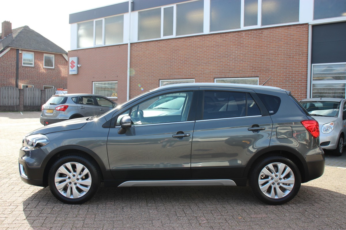 Suzuki S-Cross