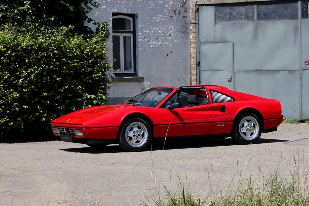 Ferrari 328