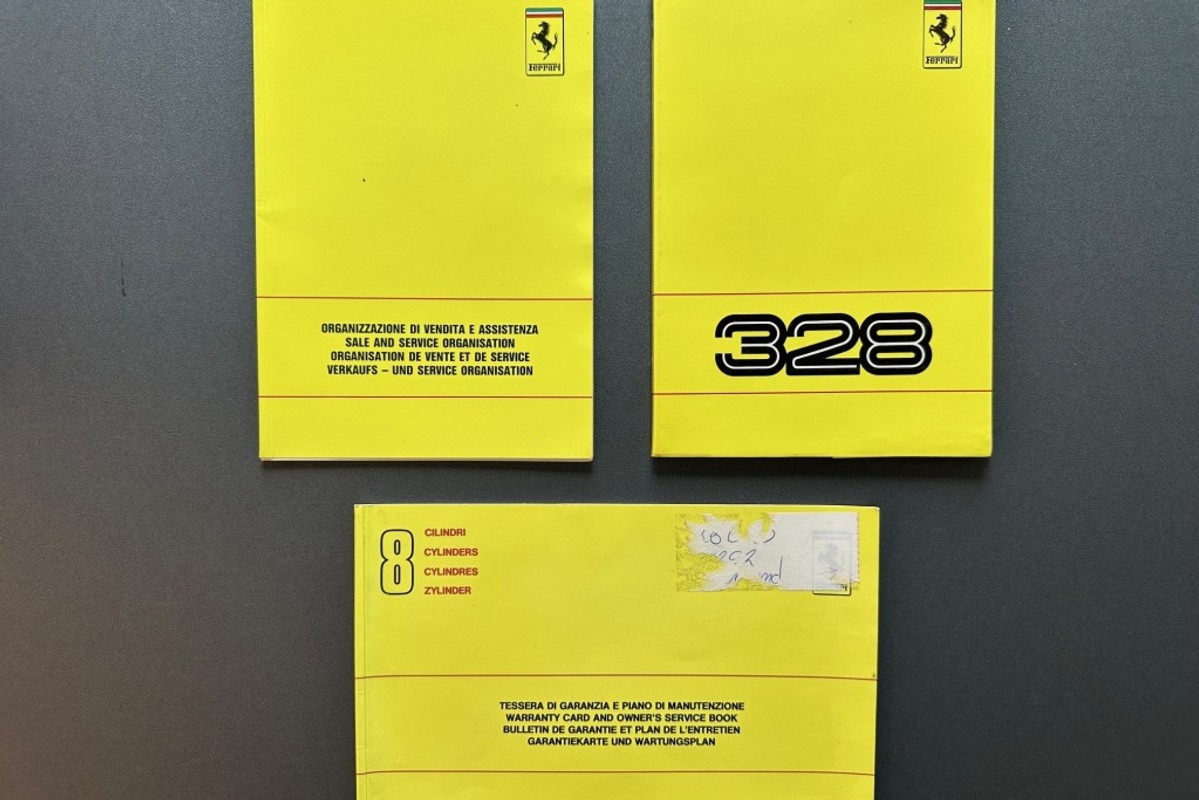 Ferrari 328