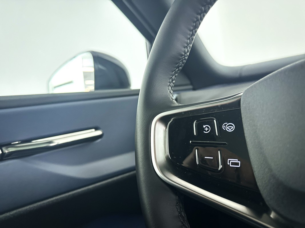 Volvo EX30