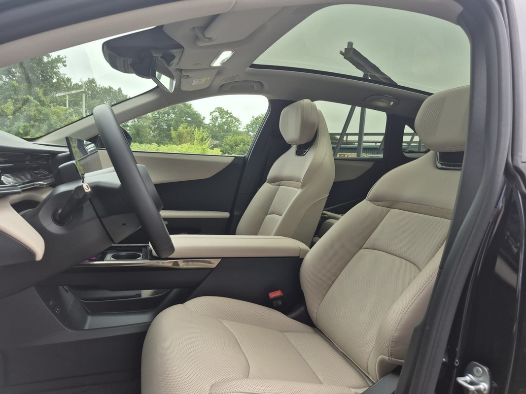 Mazda CX-6e