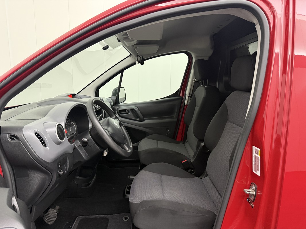 Peugeot e-Partner