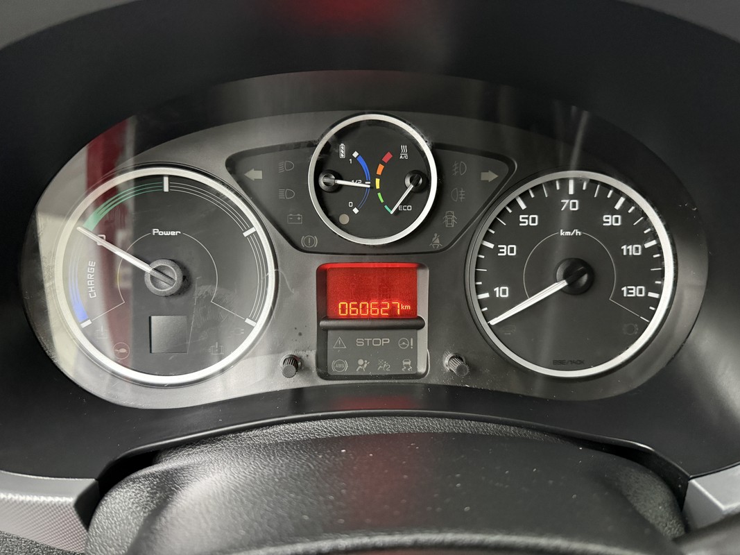 Peugeot e-Partner