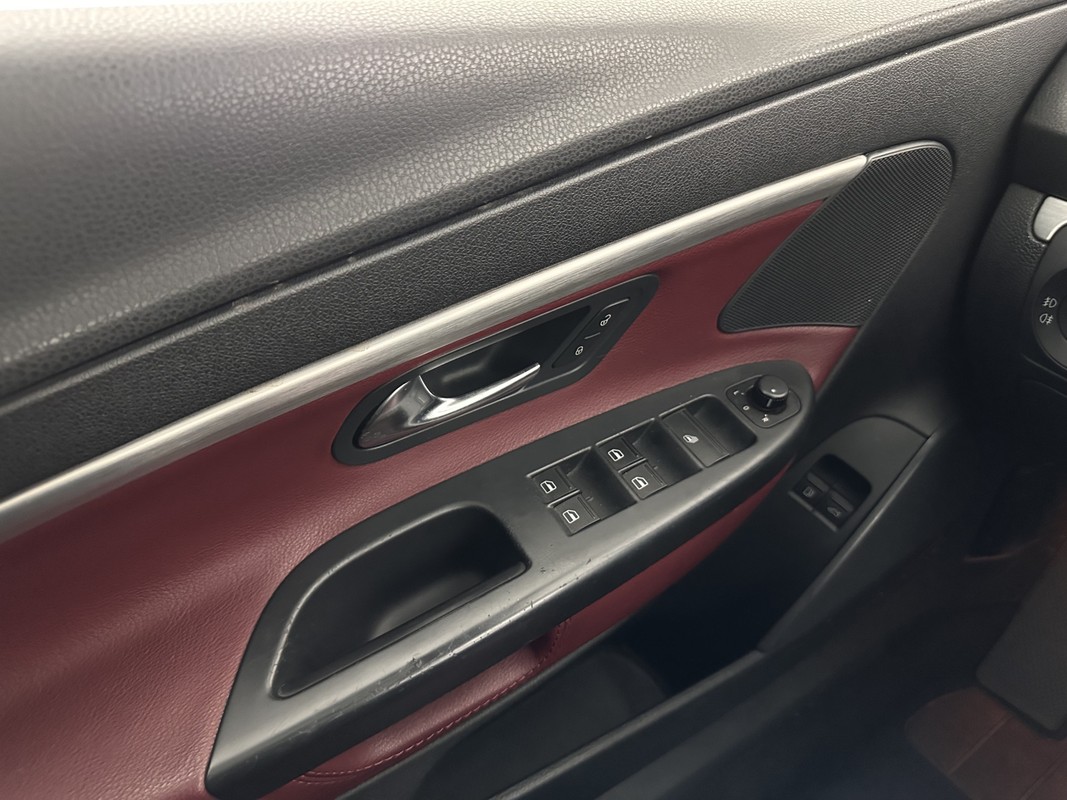 Volkswagen Eos