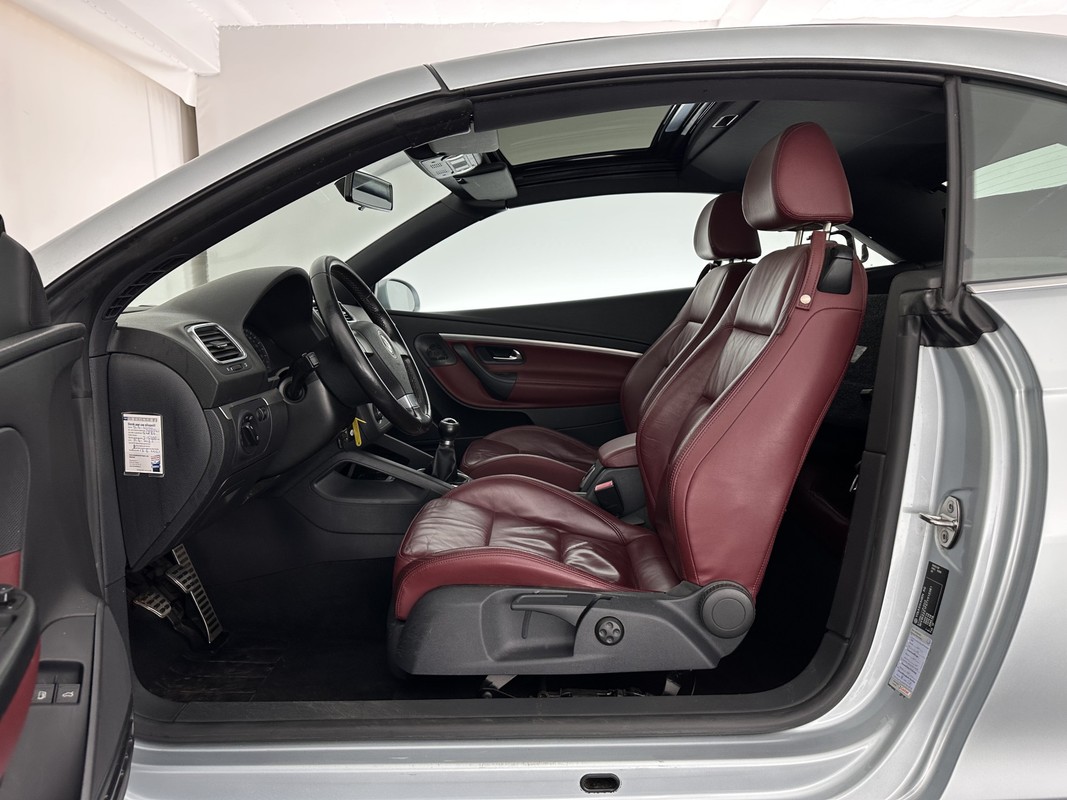 Volkswagen Eos