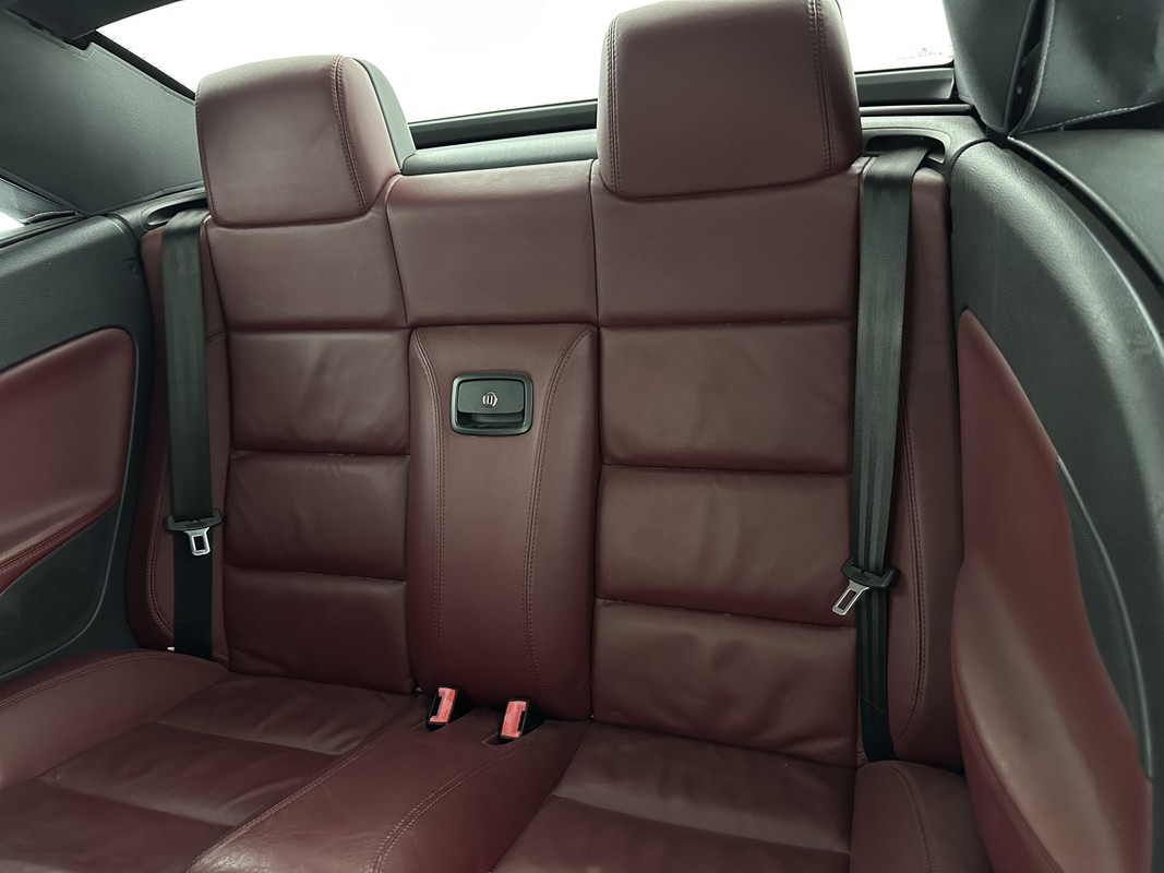 Volkswagen Eos
