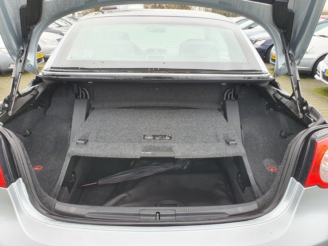 Volkswagen Eos