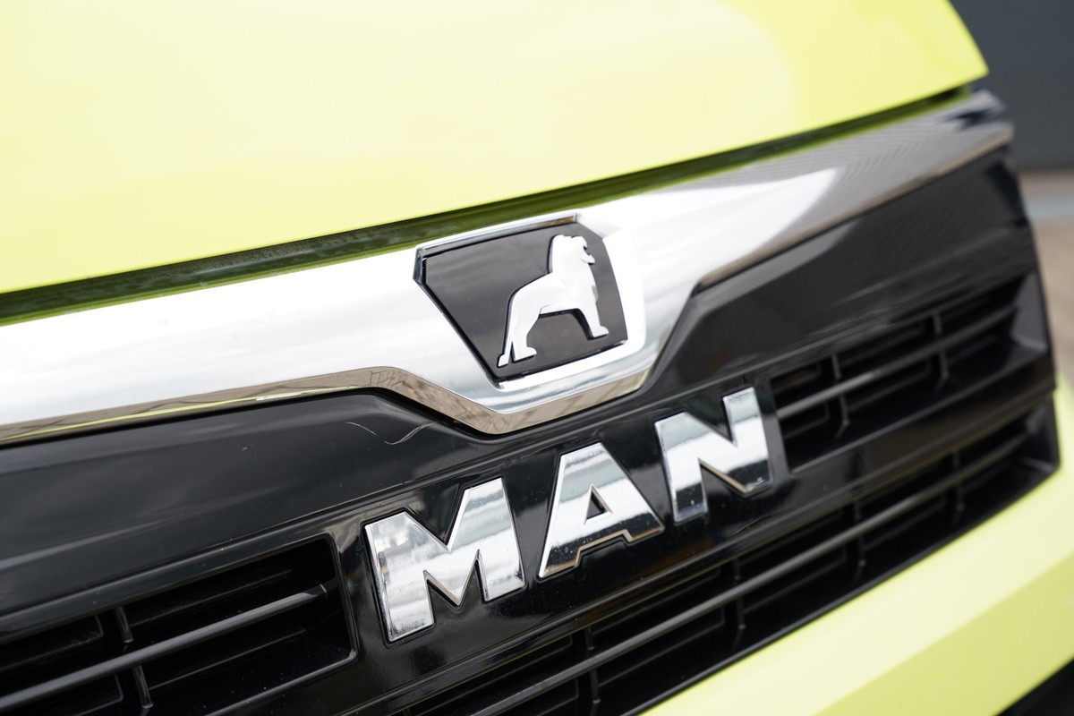 MAN TGE