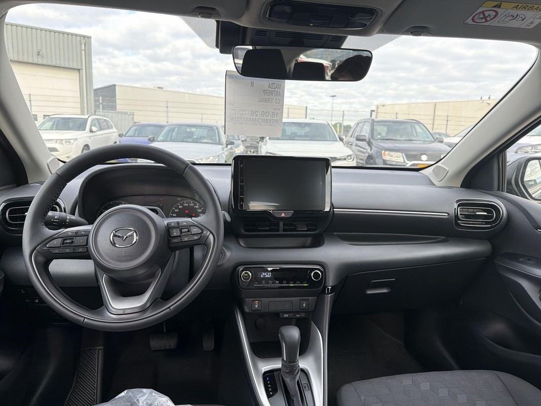 Mazda 2 Hybrid