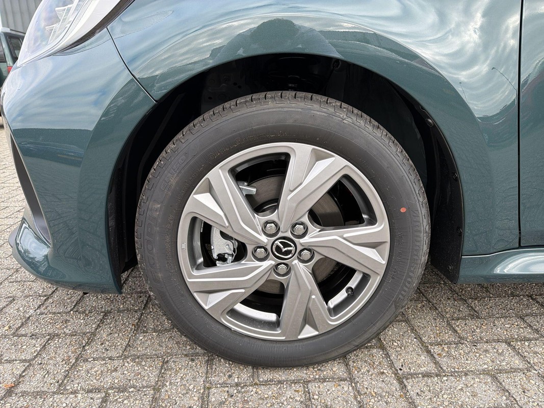 Mazda 2 Hybrid