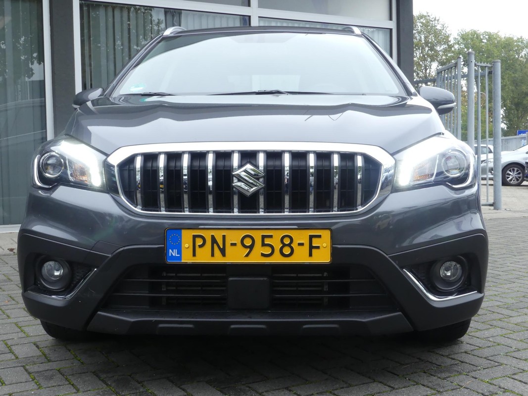 Suzuki S-Cross