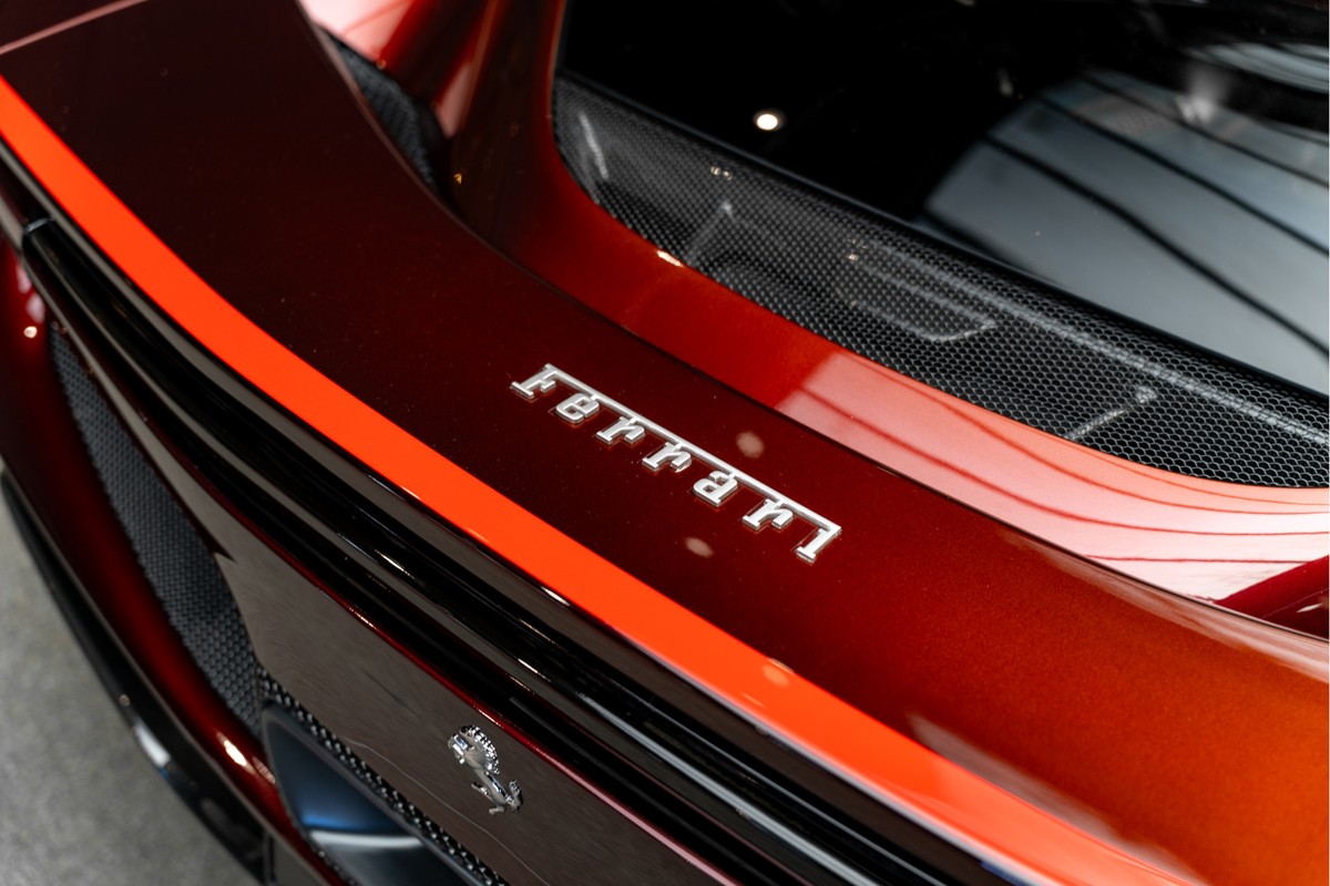 Ferrari 296