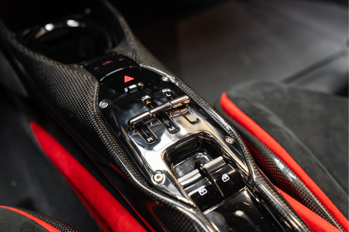 Ferrari 296
