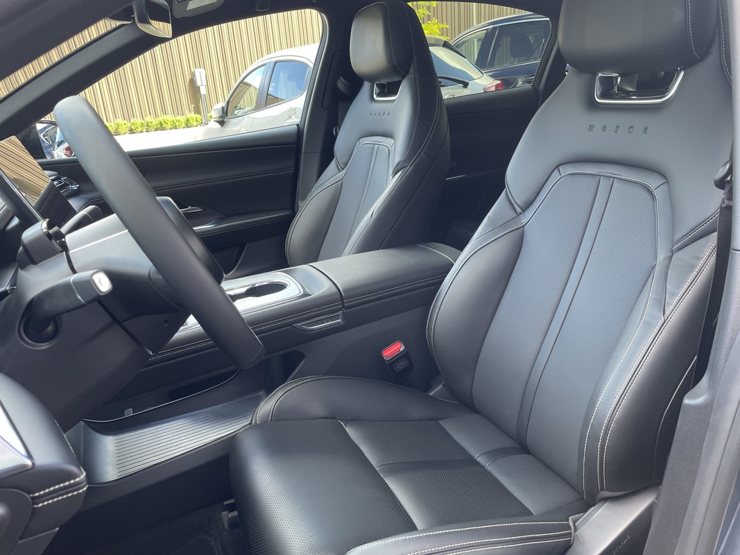 Mazda 6e