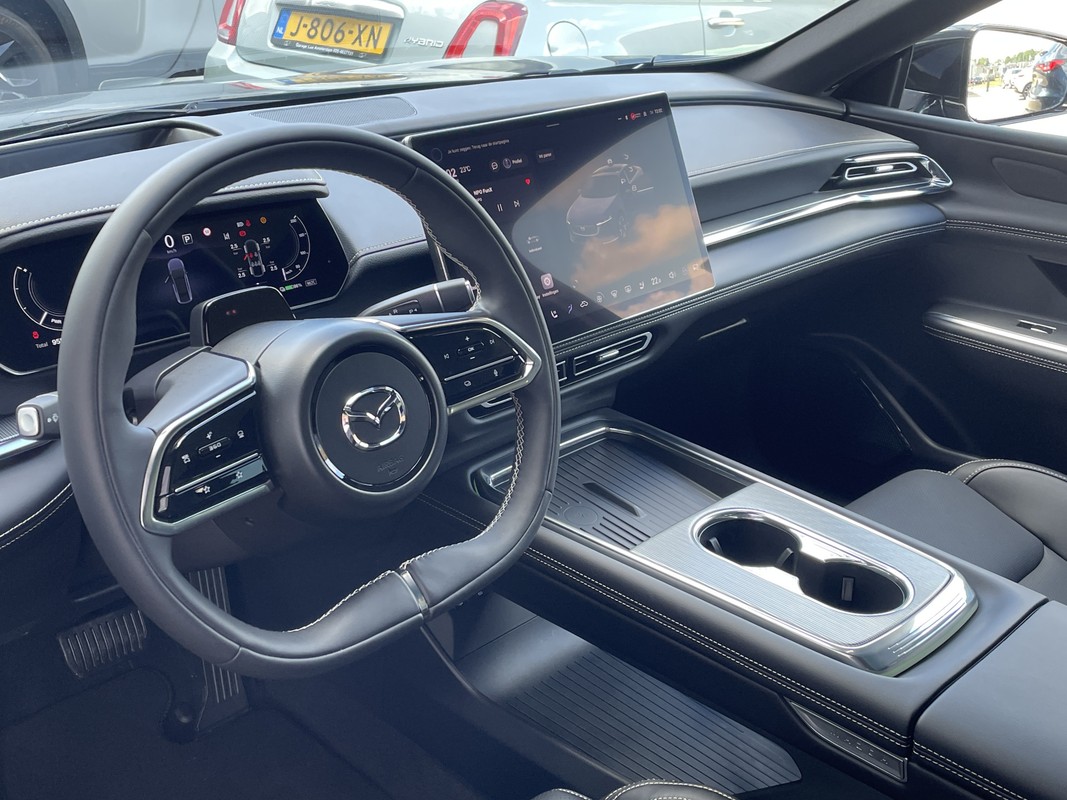 Mazda 6e