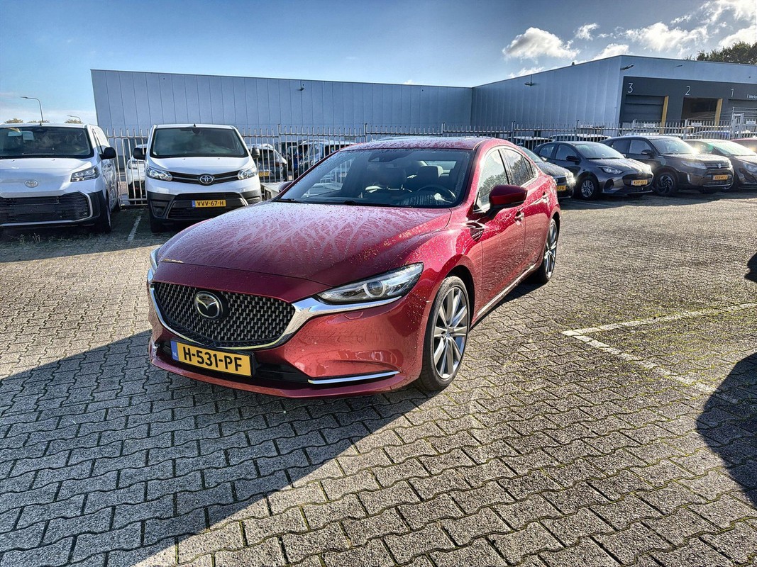 Mazda 6