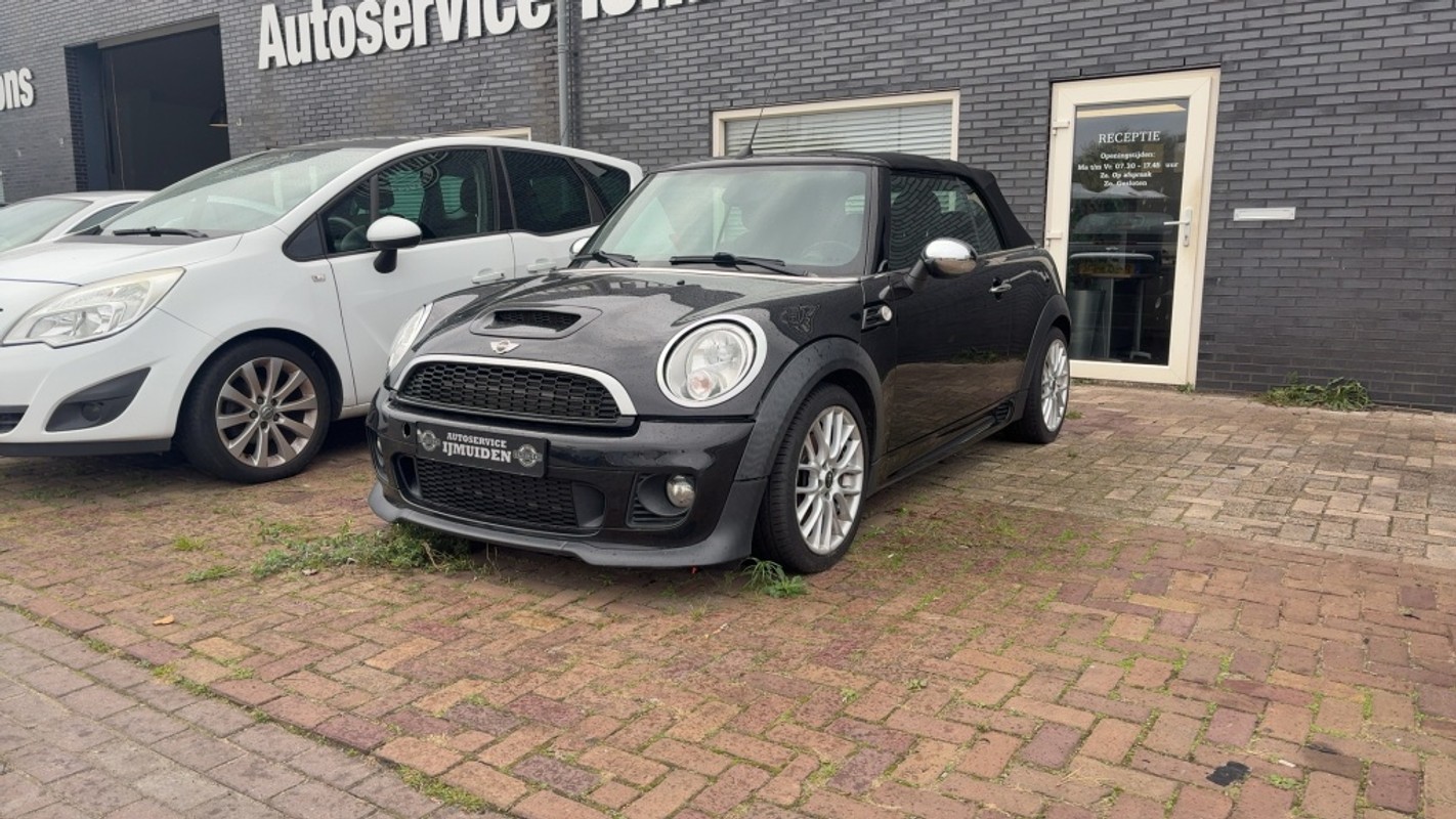 MINI Cooper Cabrio