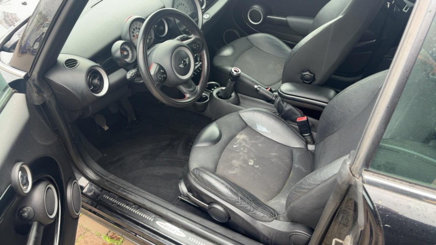 MINI Cooper Cabrio