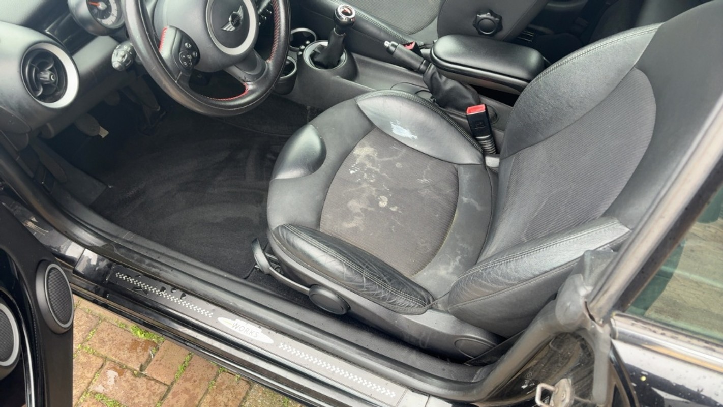 MINI Cooper Cabrio