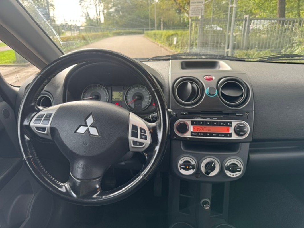 Mitsubishi Colt