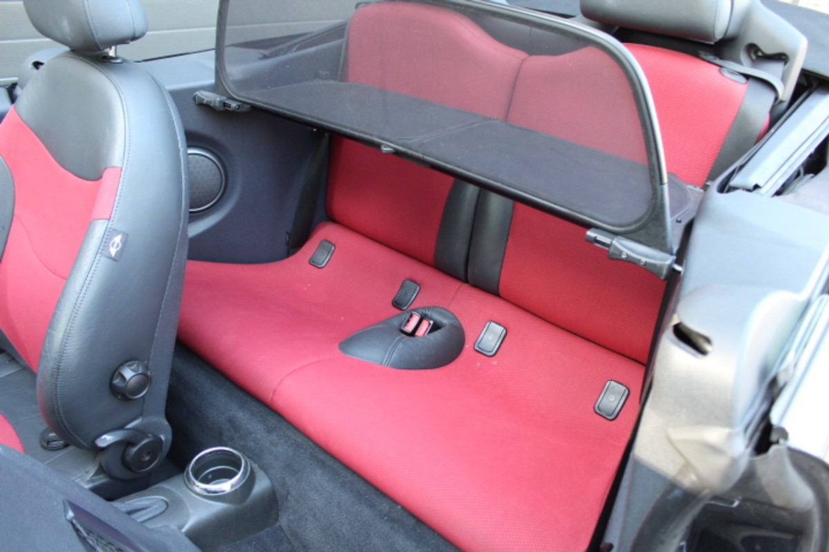 MINI Cooper Cabrio