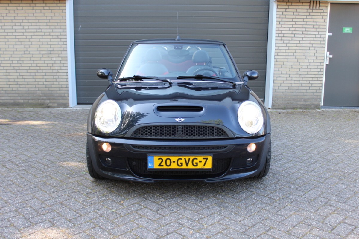 MINI Cooper Cabrio