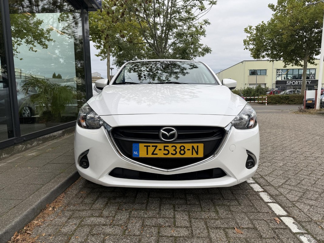 Mazda 2