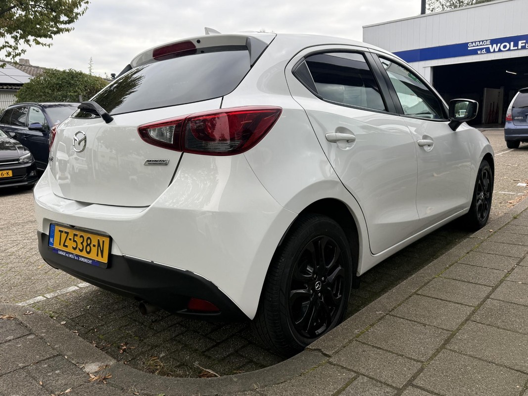Mazda 2
