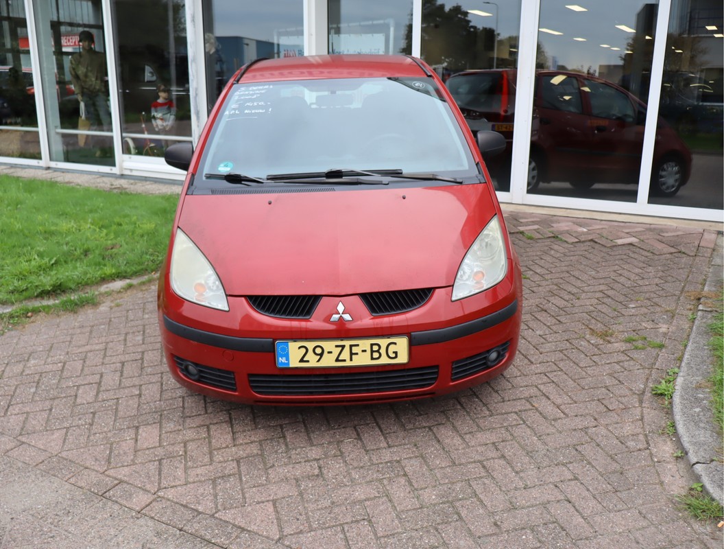 Mitsubishi Colt