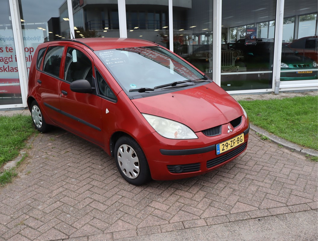 Mitsubishi Colt