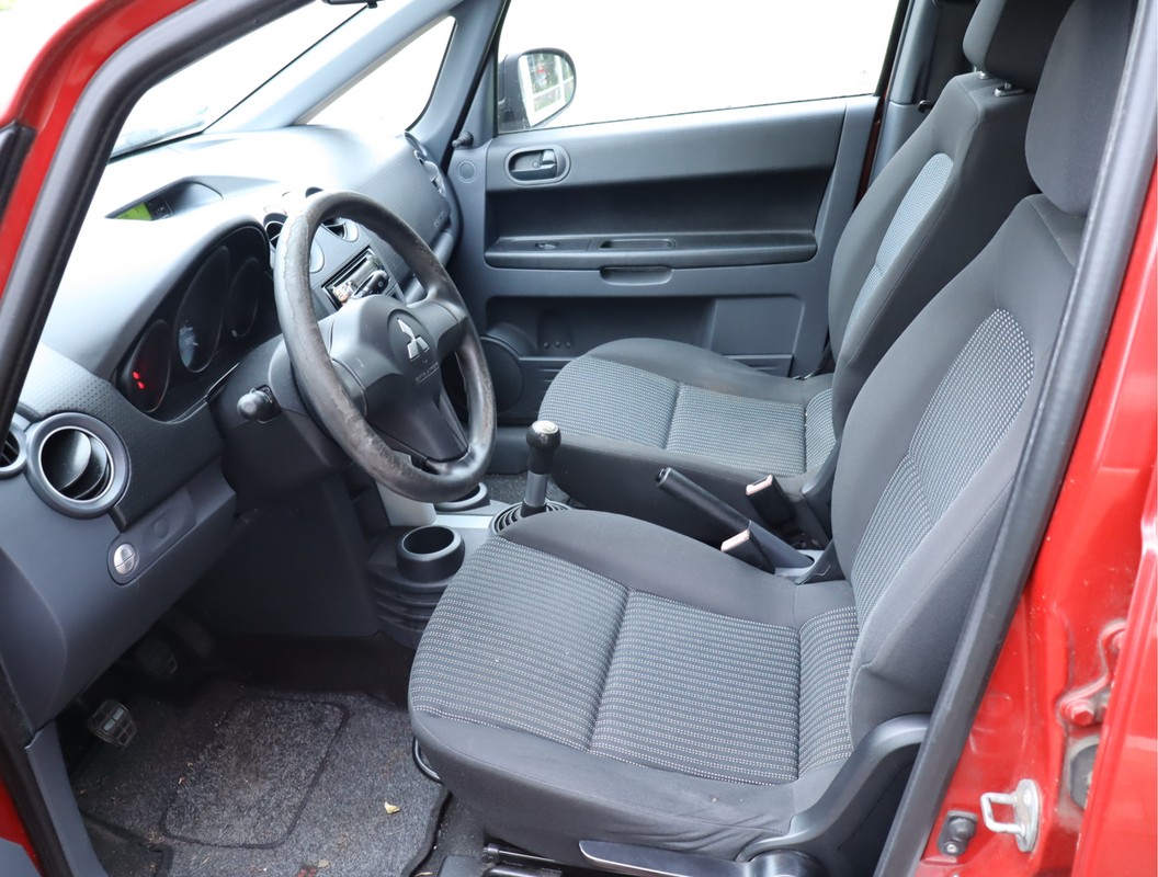 Mitsubishi Colt