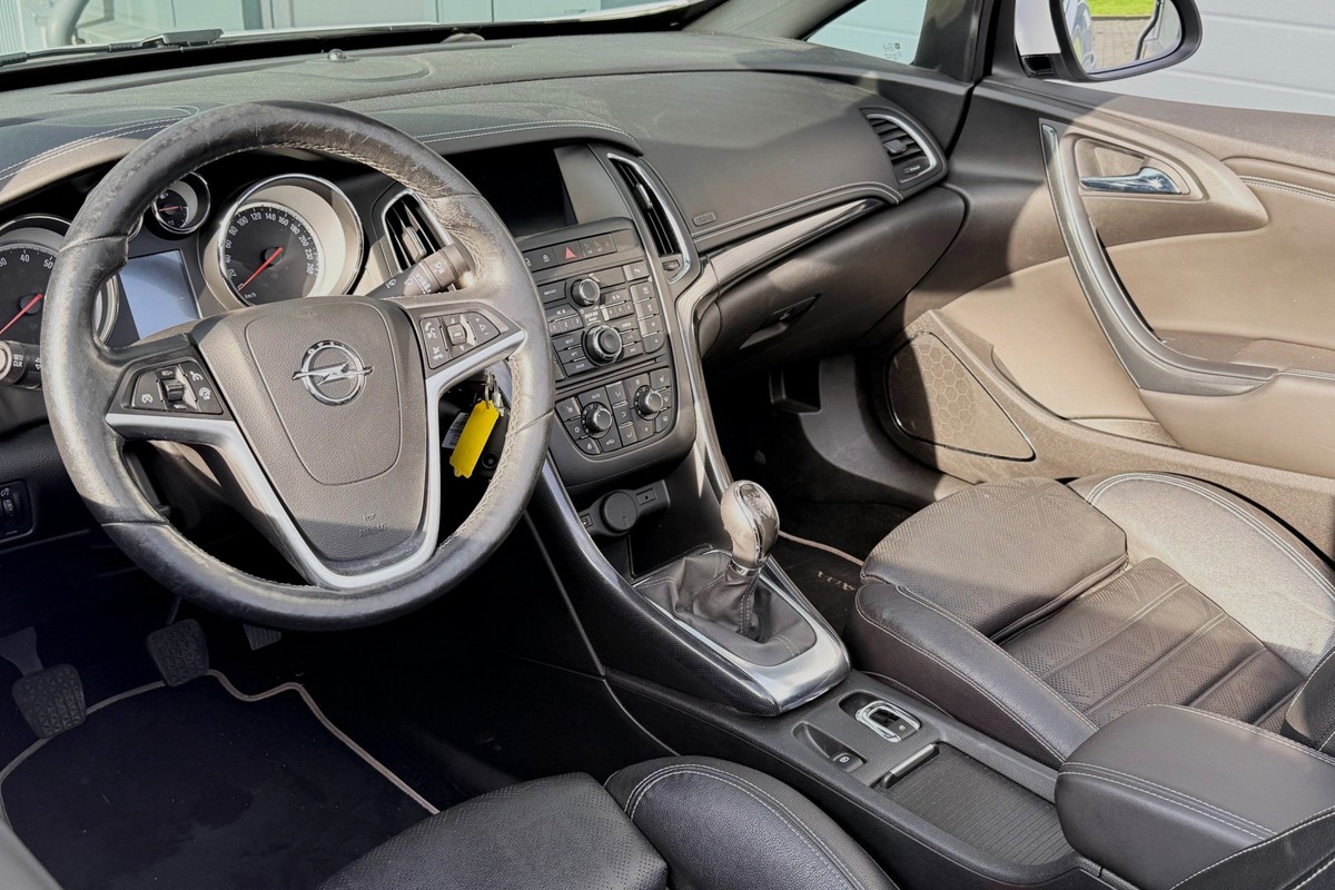 Opel Cascada