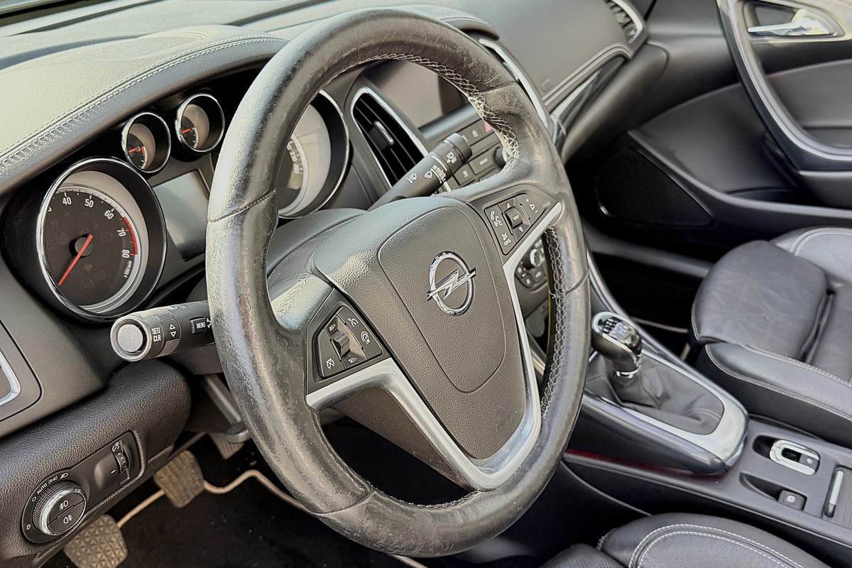Opel Cascada